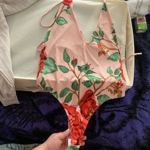 Fashion Nova Tropical Print bodysuit